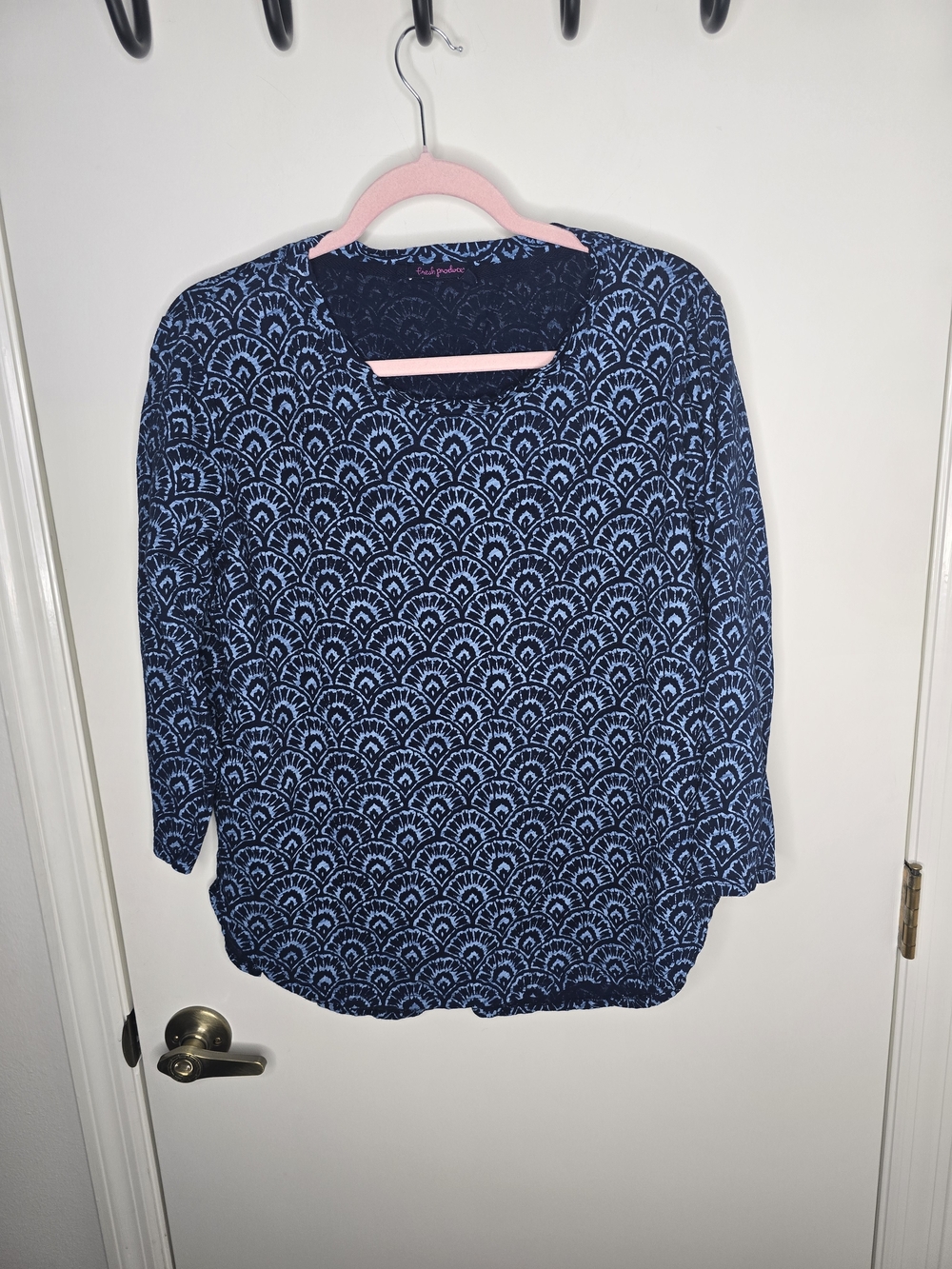 fresh produce Navy and Light Blue Scallop-Pattern Tunic